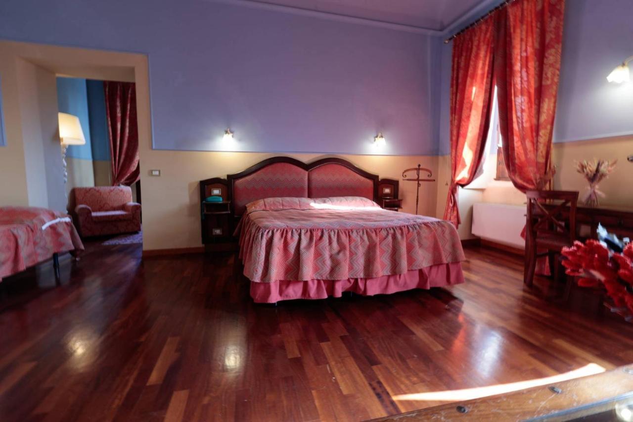 Hotel Corte Dei Tini تيرامو المظهر الخارجي الصورة